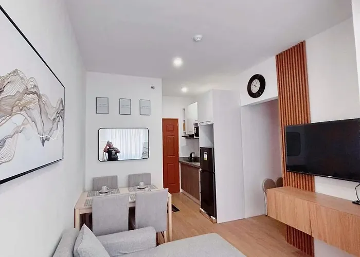 Cozy 2br Near Airport- Perfect For Travelers Apartment Lapu-Lapu City