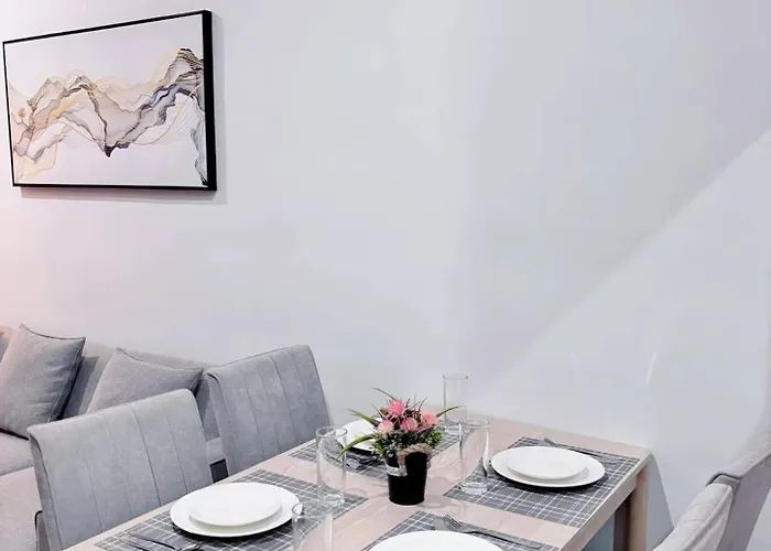 Cozy 2br Near Airport- Perfect For Travelers Apartment Lapu-Lapu City