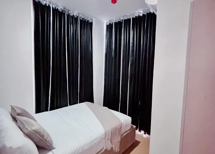 Cozy 2br Near Airport- Perfect For Travelers